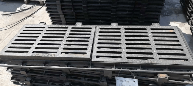 金川球墨铸铁连体双篦展示